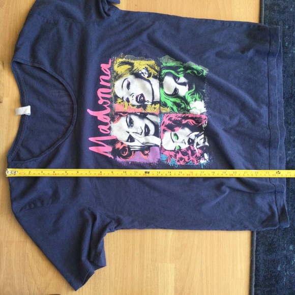 Madonna Rebel Tour 2015 Large T-Shirt Canada - Picture 7 of 8